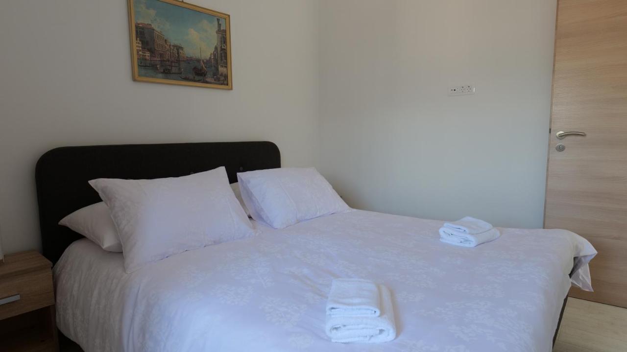 Apartmani Miki Split Extérieur photo
