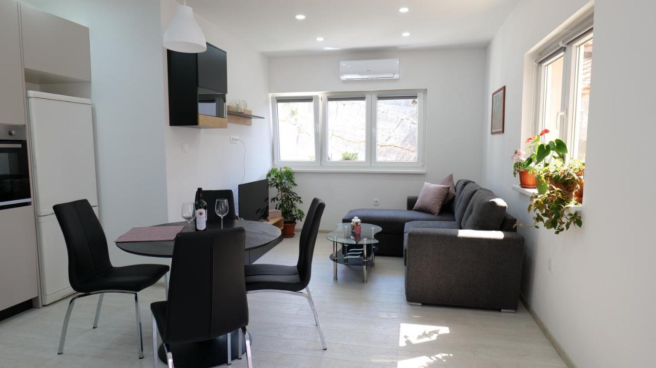 Apartmani Miki Split Extérieur photo